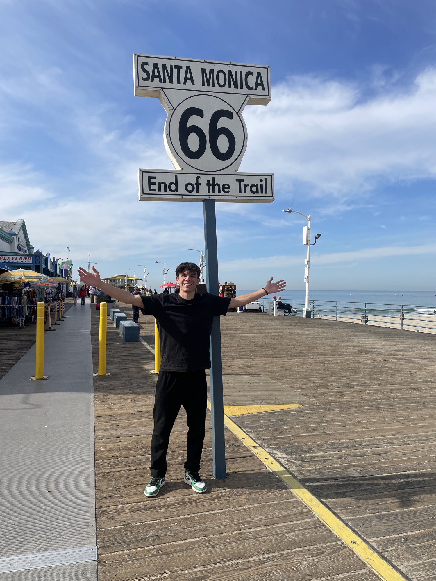 Simone Titotto alla fine della Route 66, Santa Monica Pier